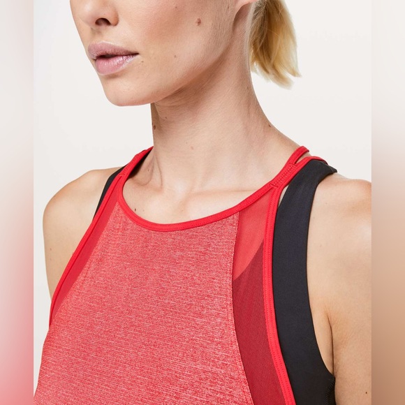 COPY - Lululemon Run Off-Route Tank Heathered True Red / True Red - Picture 12 of 16